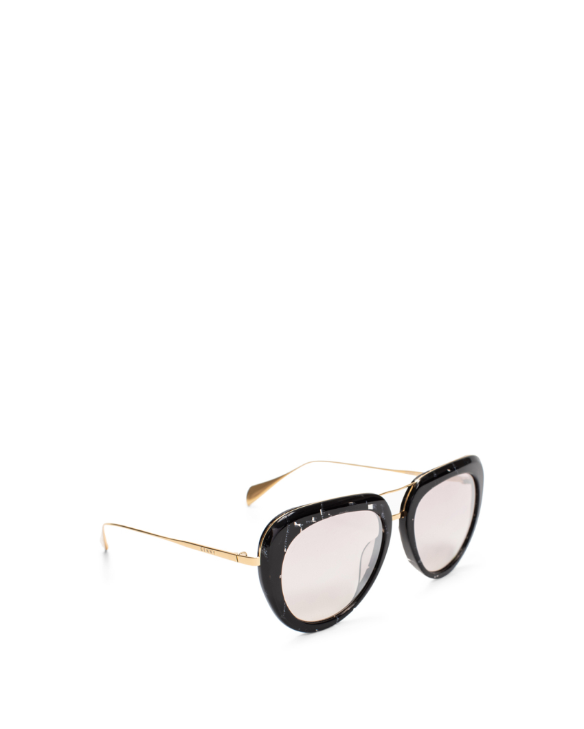 Black aviator sunglasses with gradient lenses