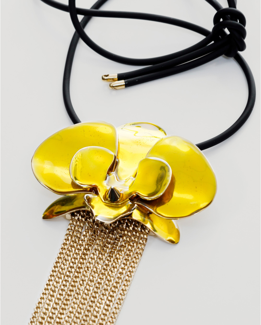Orchid necklace with tassel