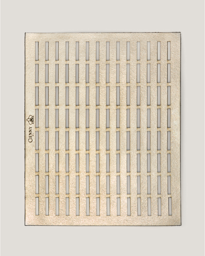Iconic pattern rigid placemat