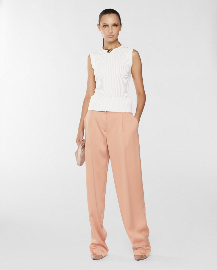 Pleated top