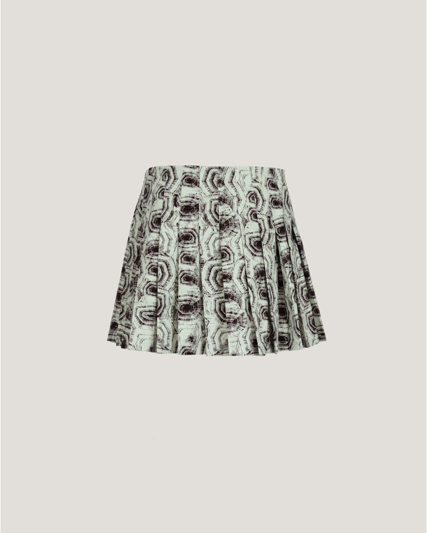 Mini skirt with turtle print 