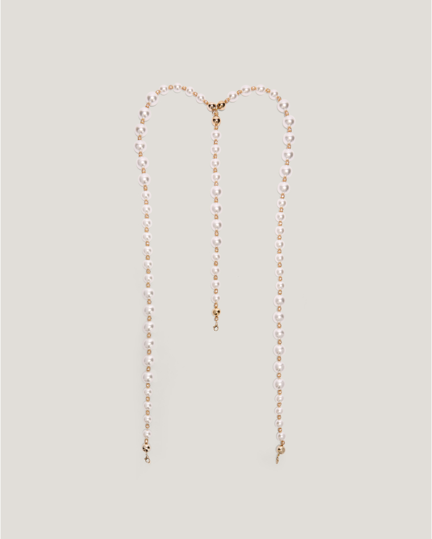 Pearl suspender with metallic details