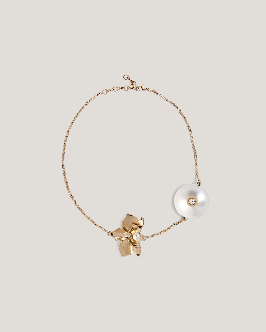 Genny necklace with spherical pendant