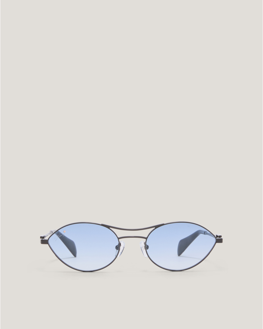 Slim frame sunglasses