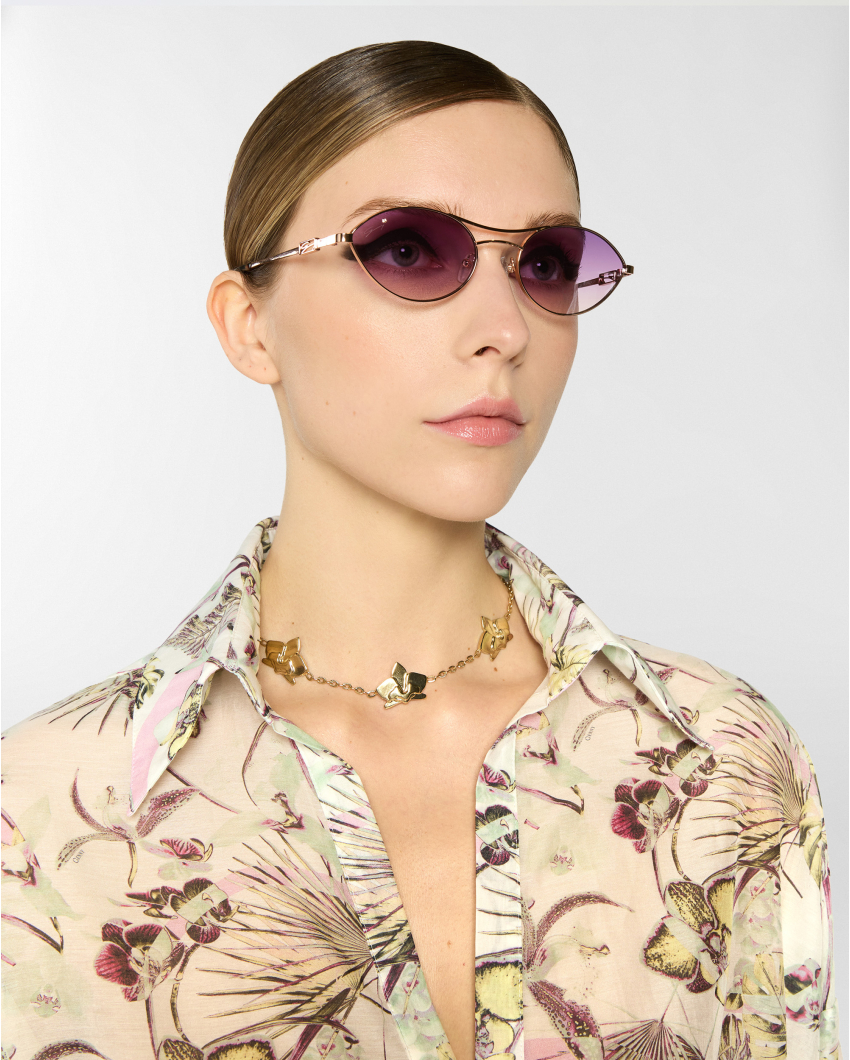 sunglasses with tortoiseshell temples