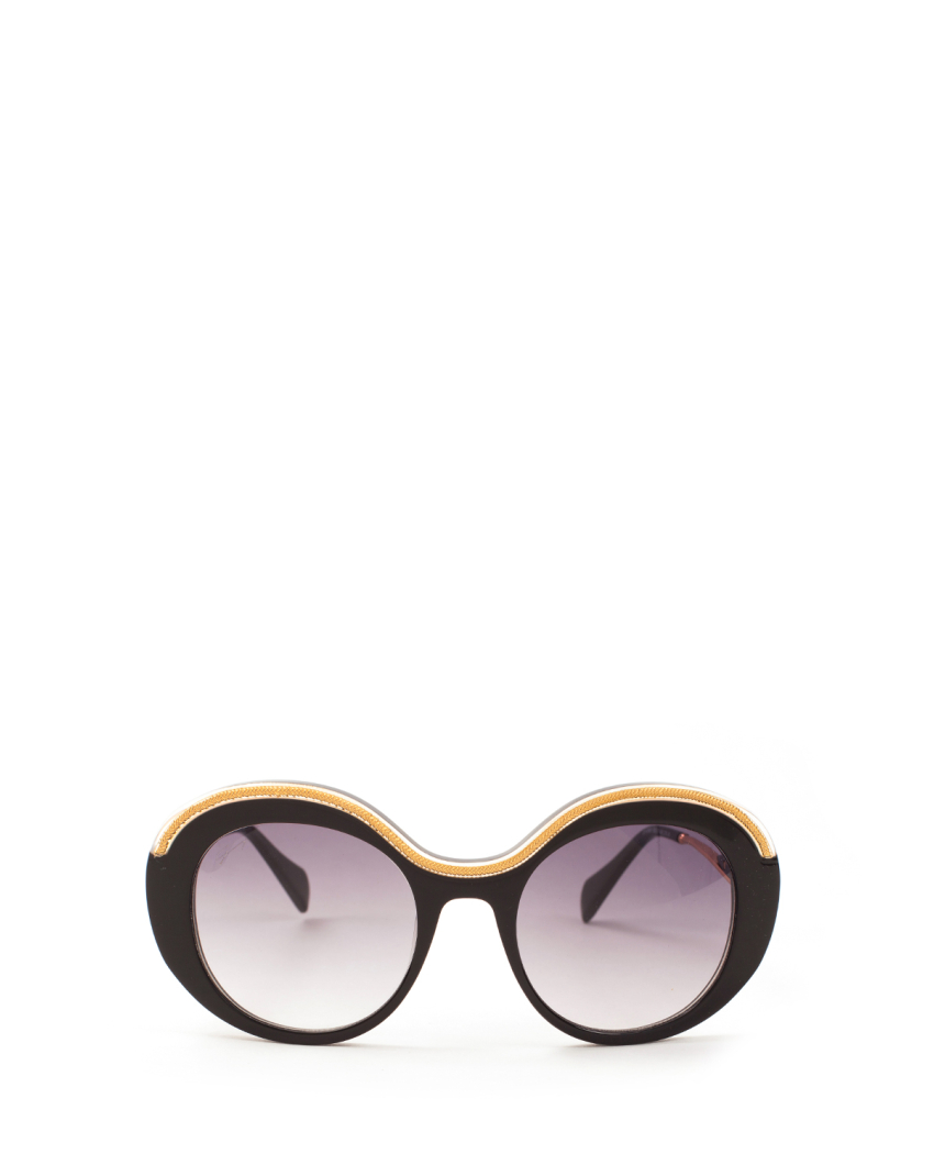 Black round sunglasses 