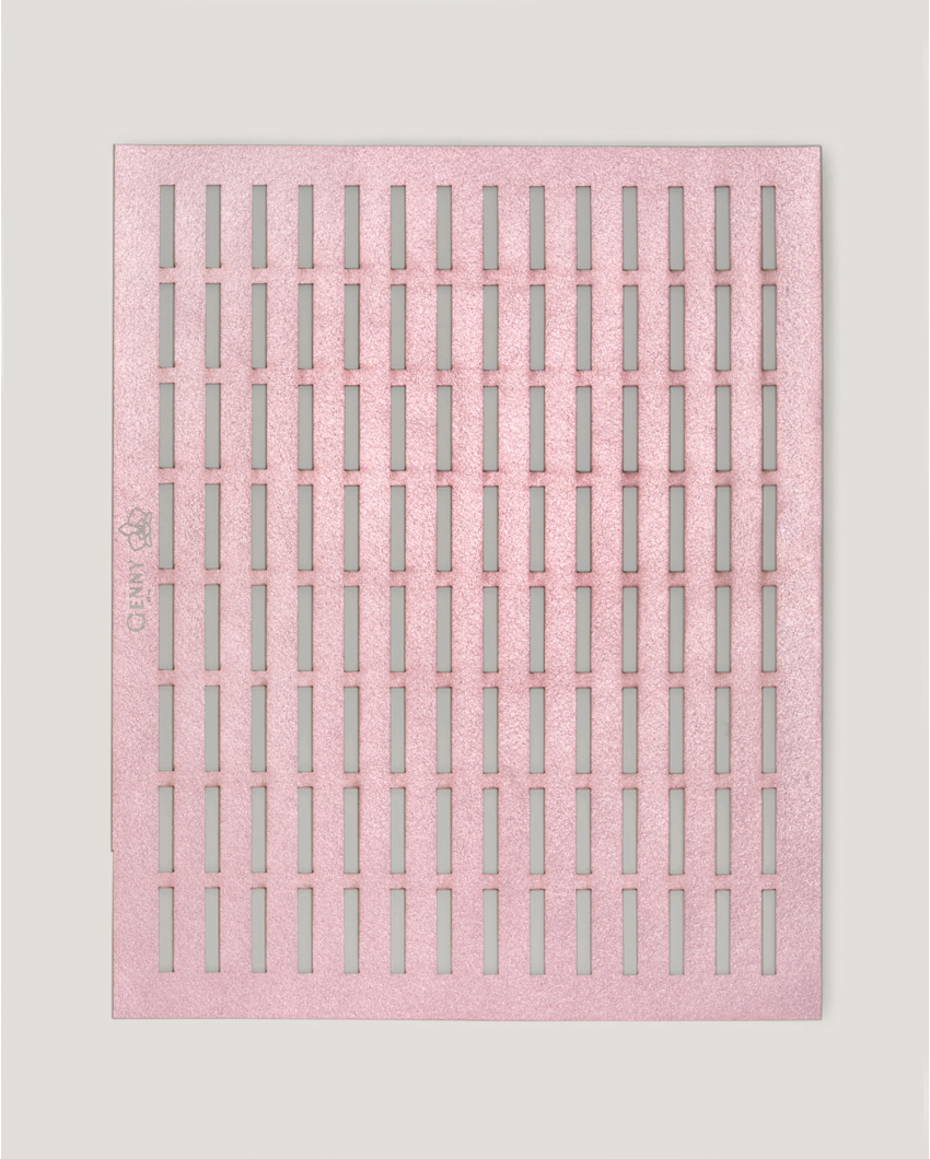 Iconic pattern rigid placemat