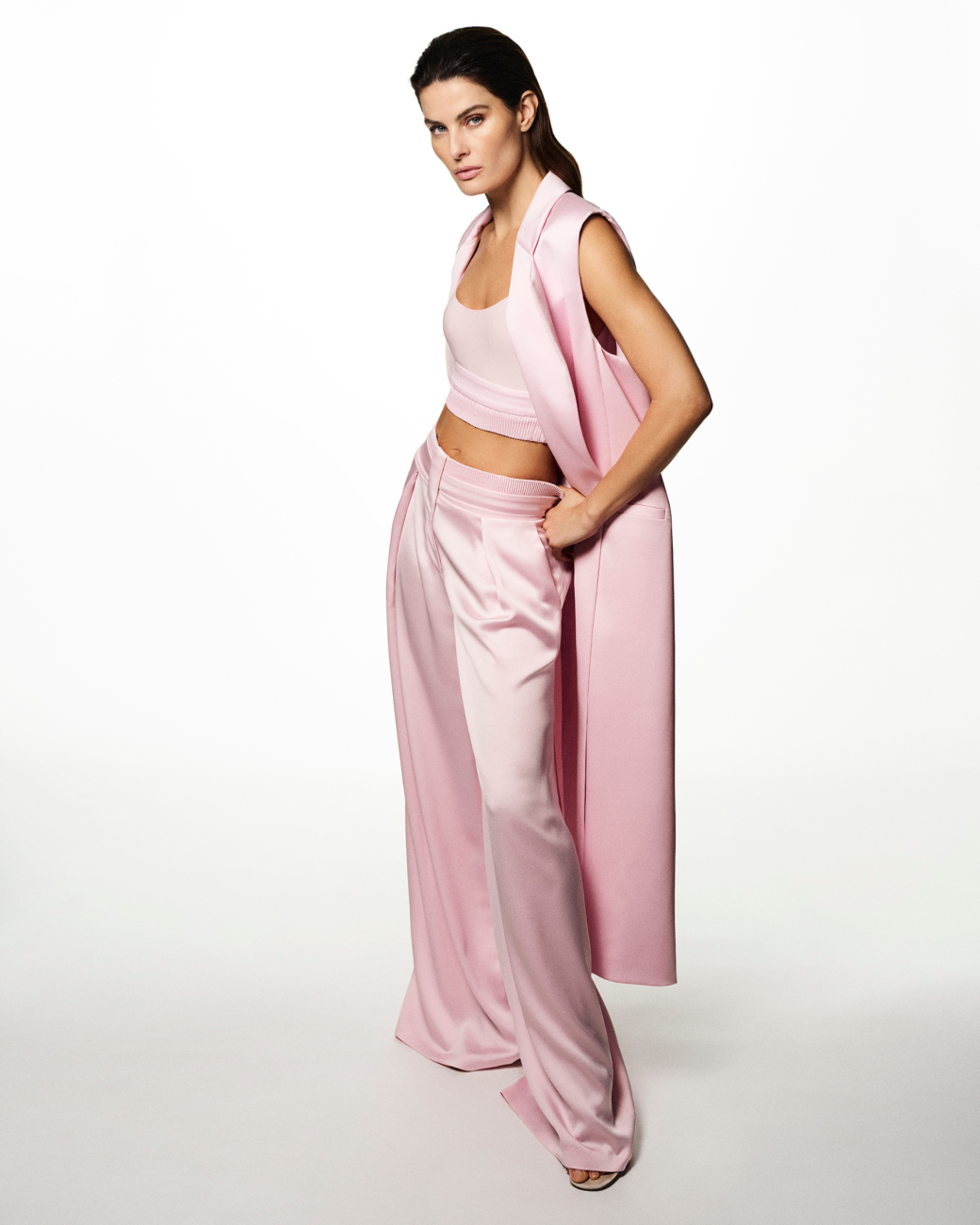 Wide-leg trousers
